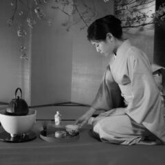 A Janaese lady performing the Tea Ceremony